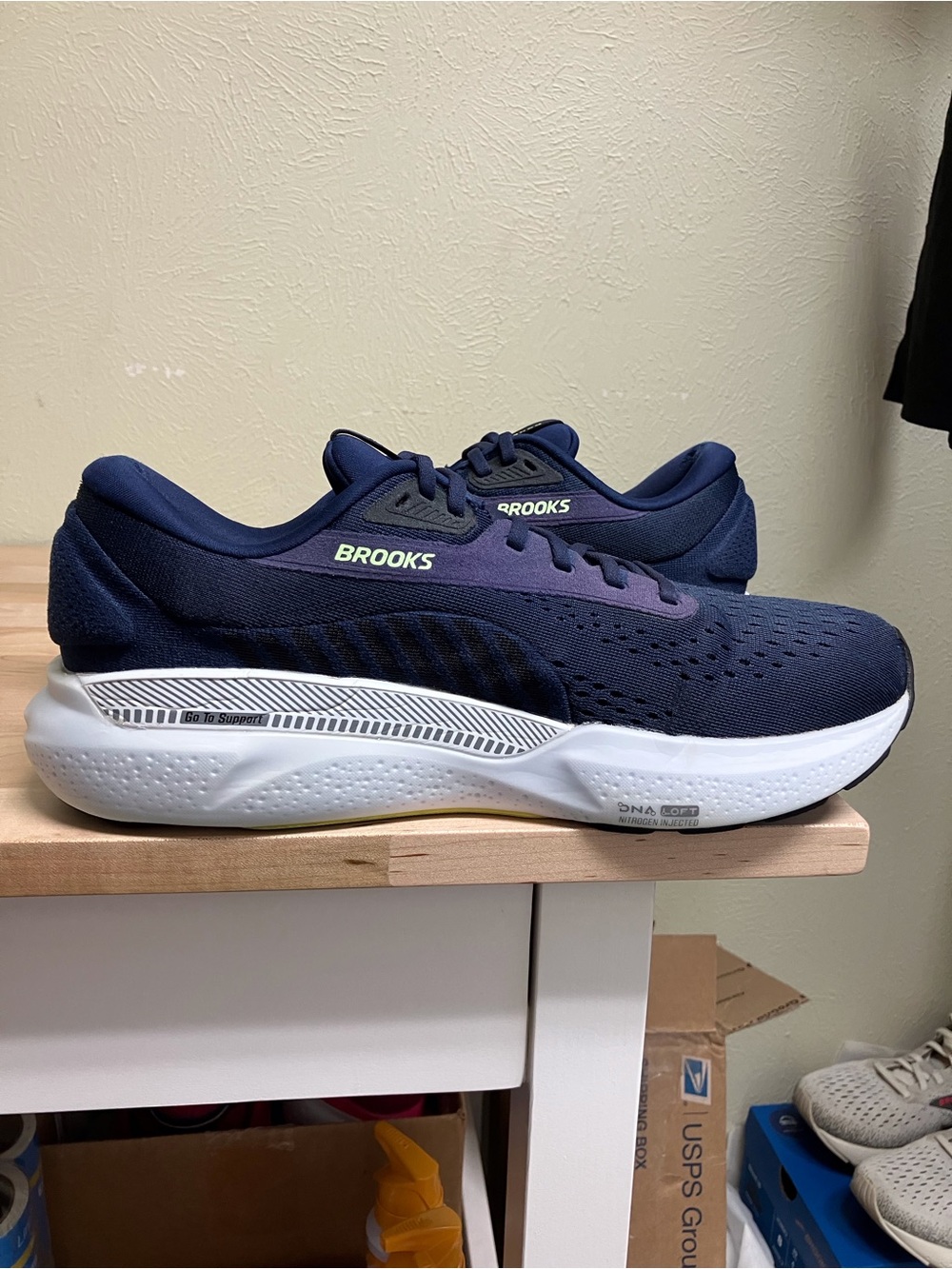 Brooks Women's Adrenaline GTS24 - Picture 4 of 14